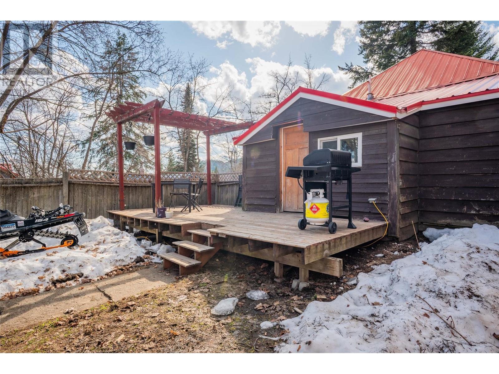 2538 Spokane Street, Rossland, British Columbia  V0G 1Y0 - Photo 25 - 10344181