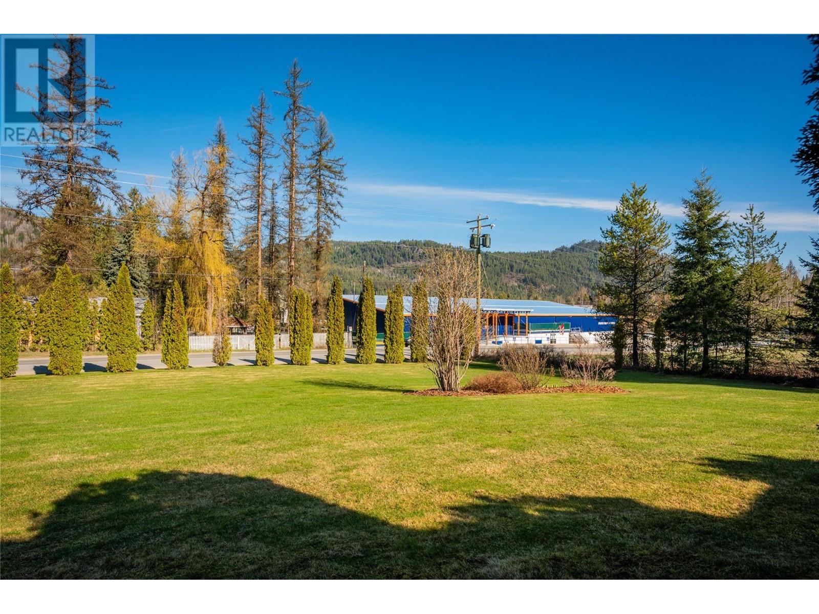 1750 Green Road, Fruitvale, British Columbia  V0G 1L1 - Photo 35 - 10343868