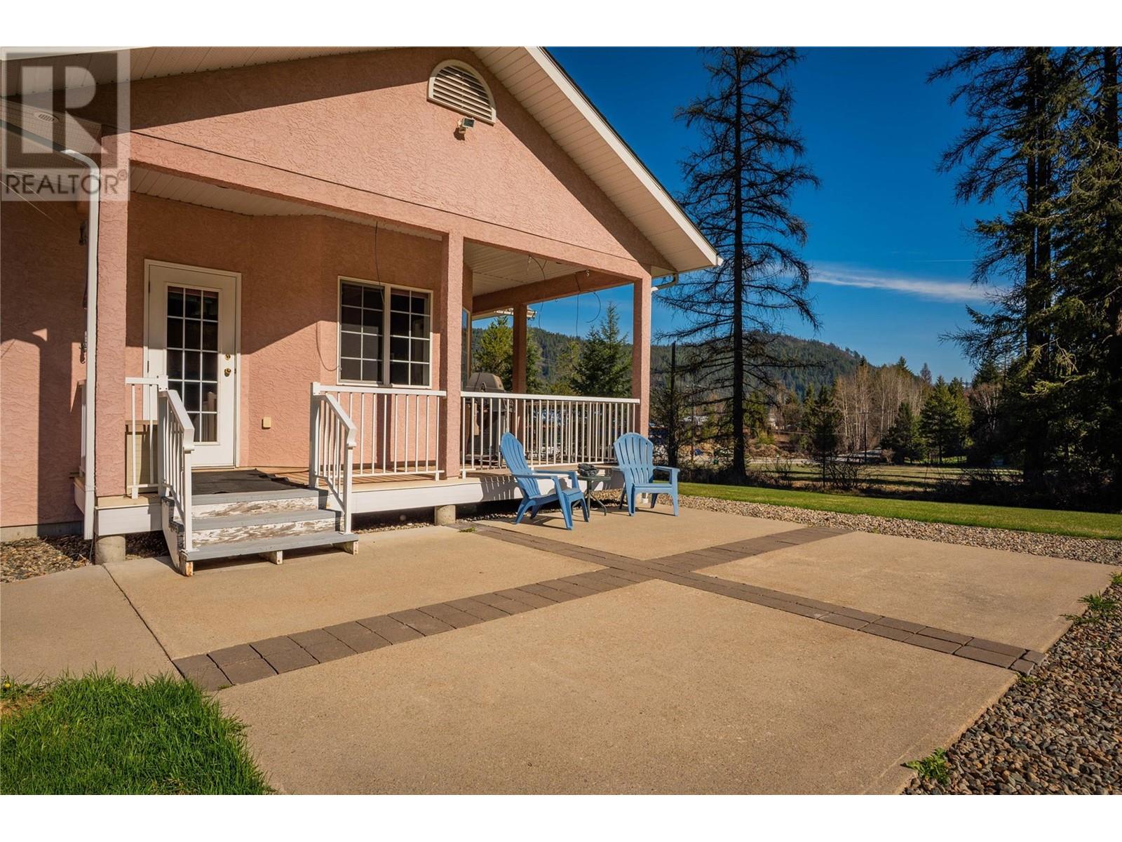 1750 Green Road, Fruitvale, British Columbia  V0G 1L1 - Photo 45 - 10343868