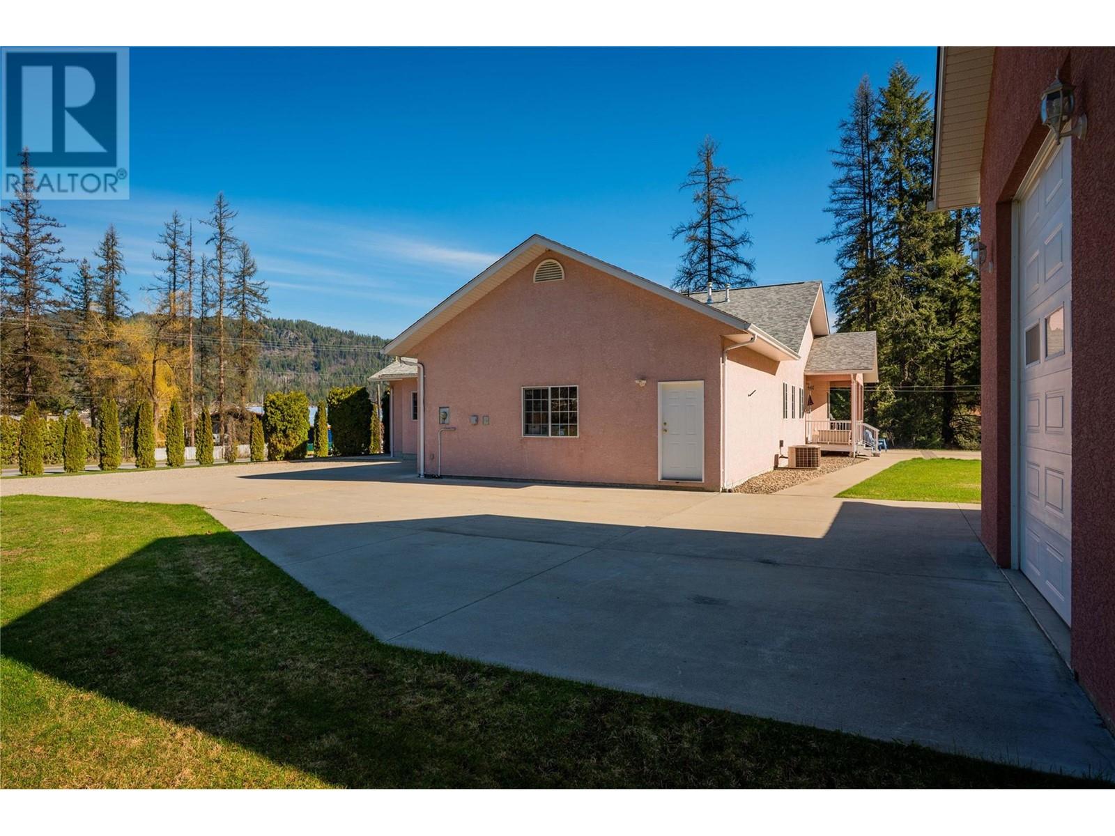 1750 Green Road, Fruitvale, British Columbia  V0G 1L1 - Photo 47 - 10343868