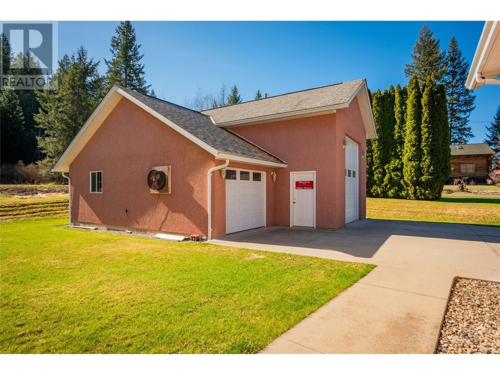 1750 Green Road, Fruitvale, British Columbia  V0G 1L1 - Photo 48 - 10343868