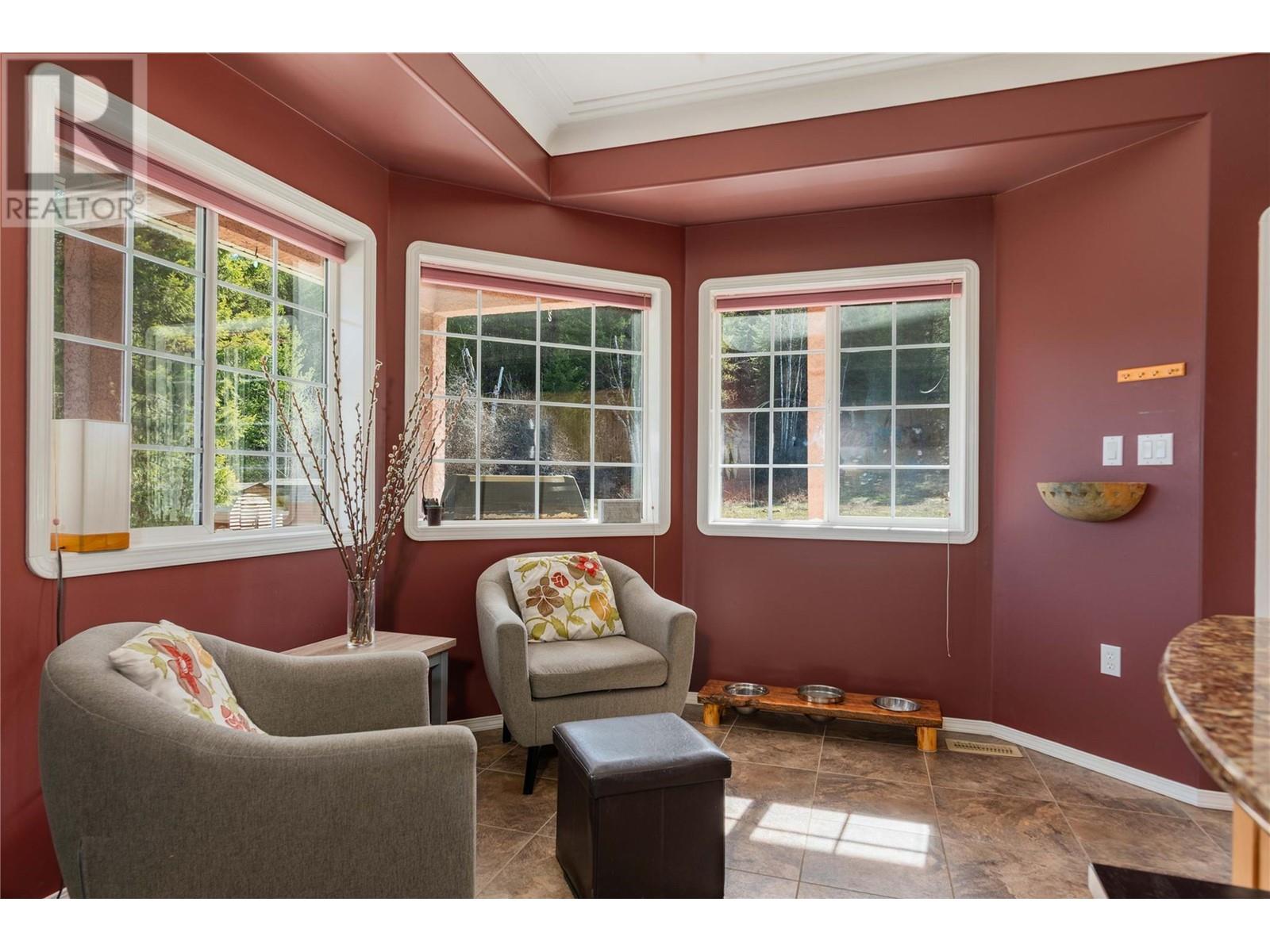 1750 Green Road, Fruitvale, British Columbia  V0G 1L1 - Photo 7 - 10343868
