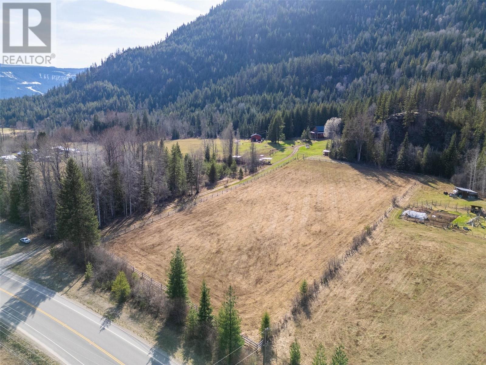 8774 6 Highway, Salmo, British Columbia  V0G 1Z0 - Photo 54 - 10343213