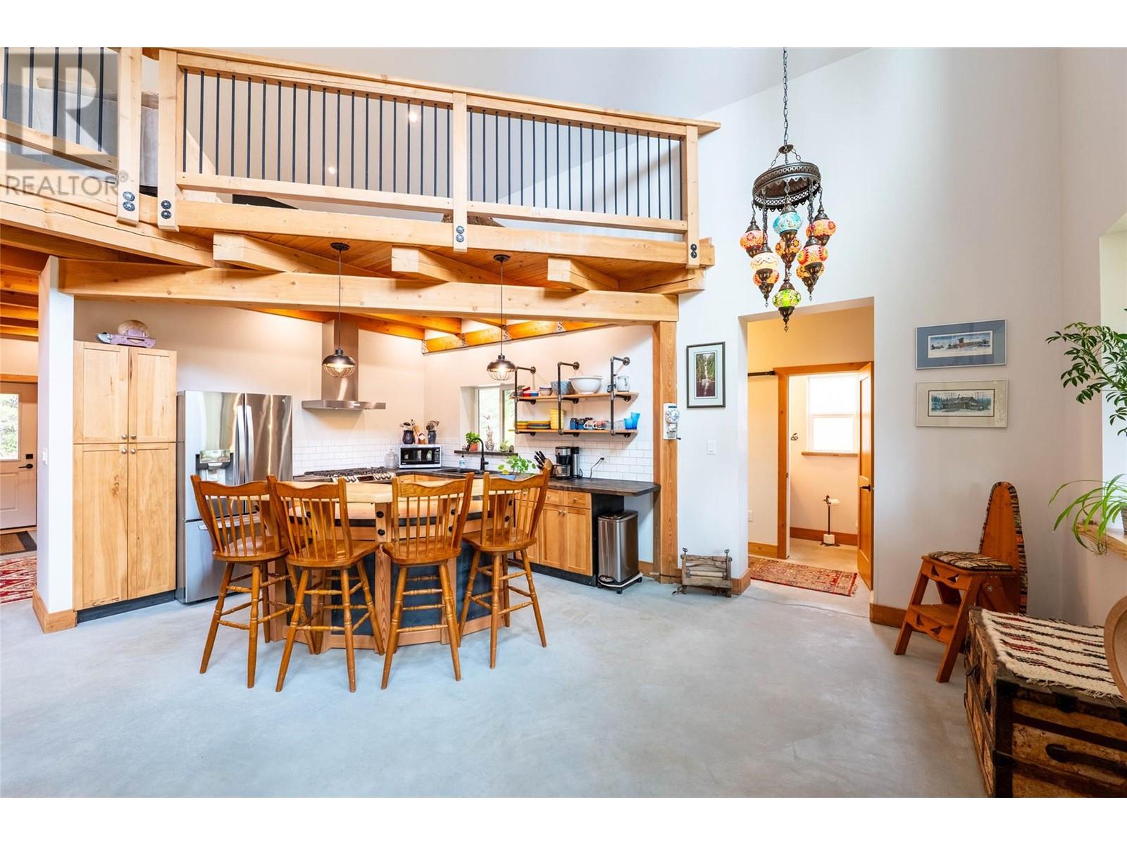 8774 6 Highway, Salmo, British Columbia  V0G 1Z0 - Photo 6 - 10343213