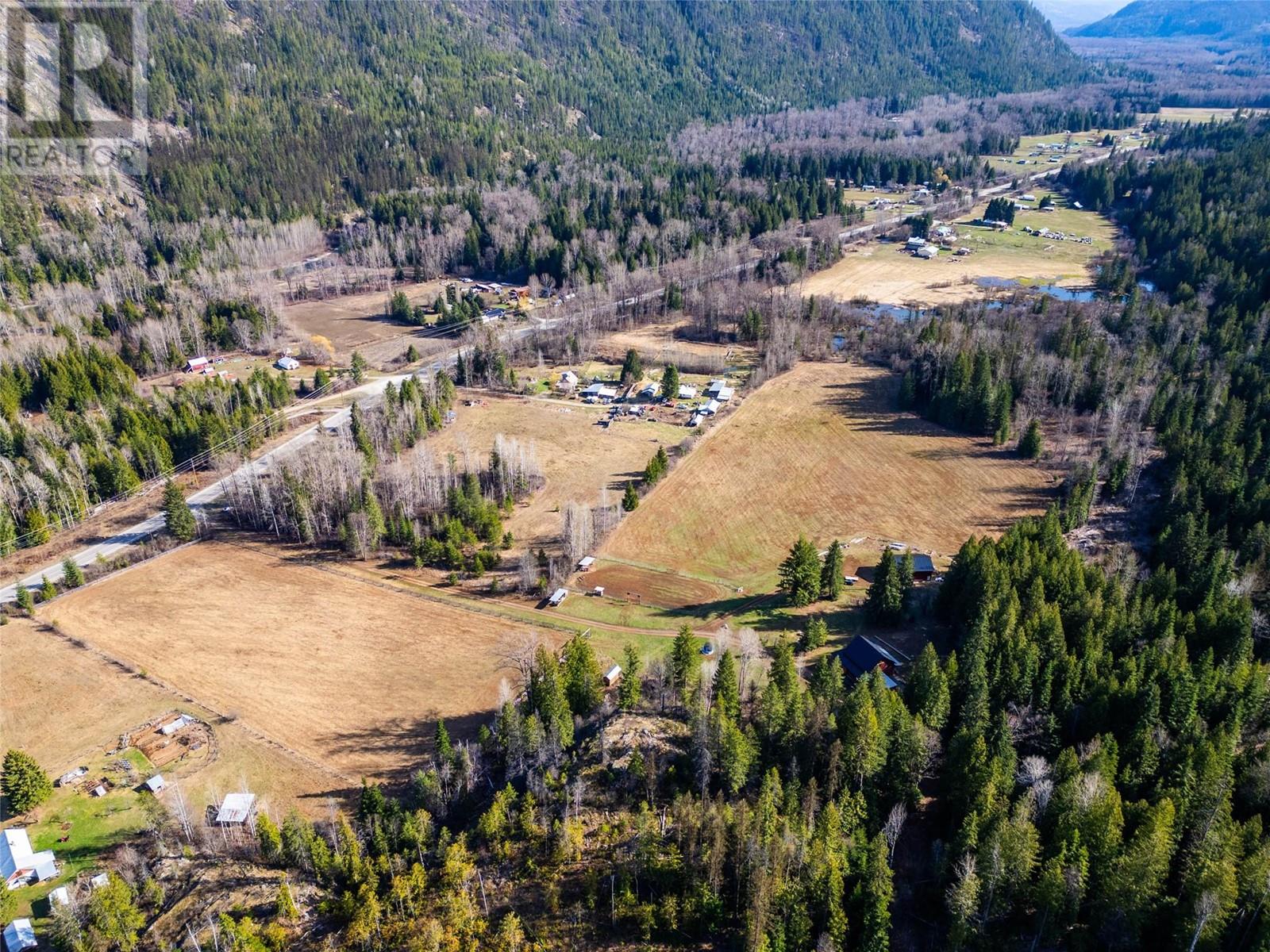 8774 6 Highway, Salmo, British Columbia  V0G 1Z0 - Photo 69 - 10343213