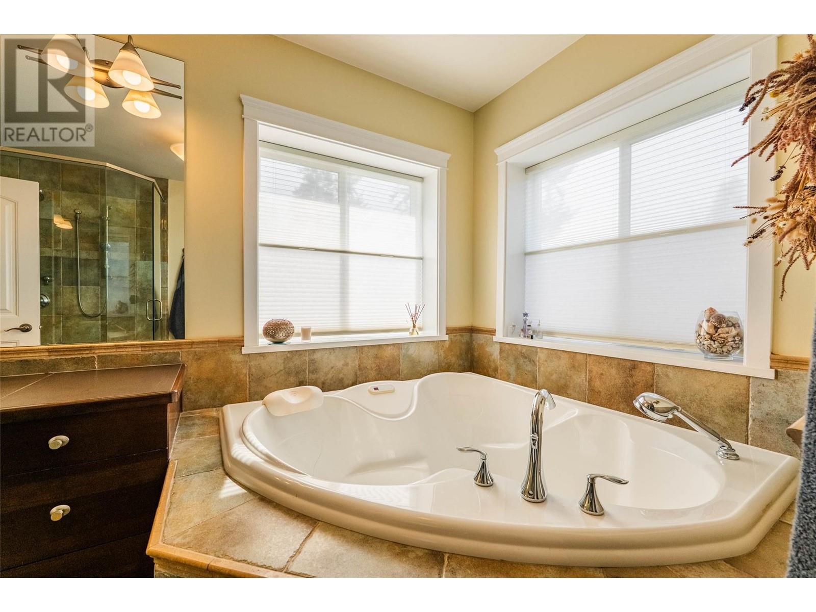 4062 Park View Drive, Bonnington, British Columbia  V0G 2G0 - Photo 27 - 10343627