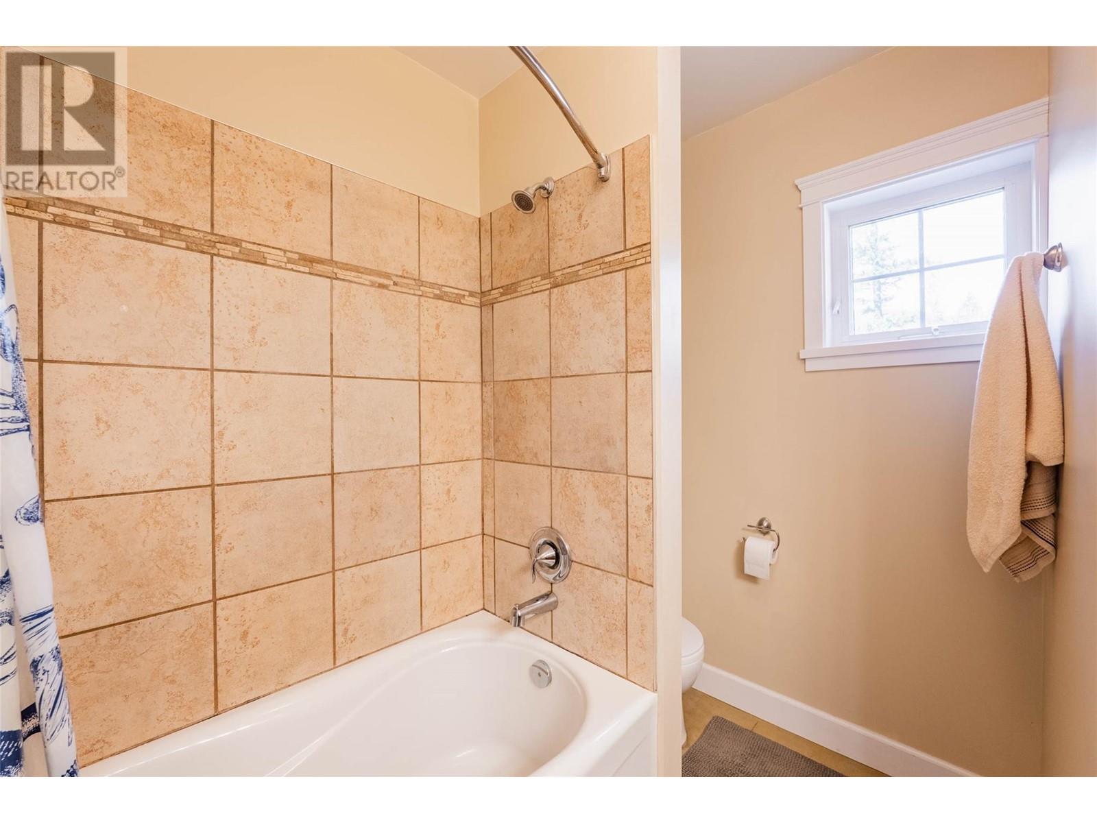 4062 Park View Drive, Bonnington, British Columbia  V0G 2G0 - Photo 33 - 10343627
