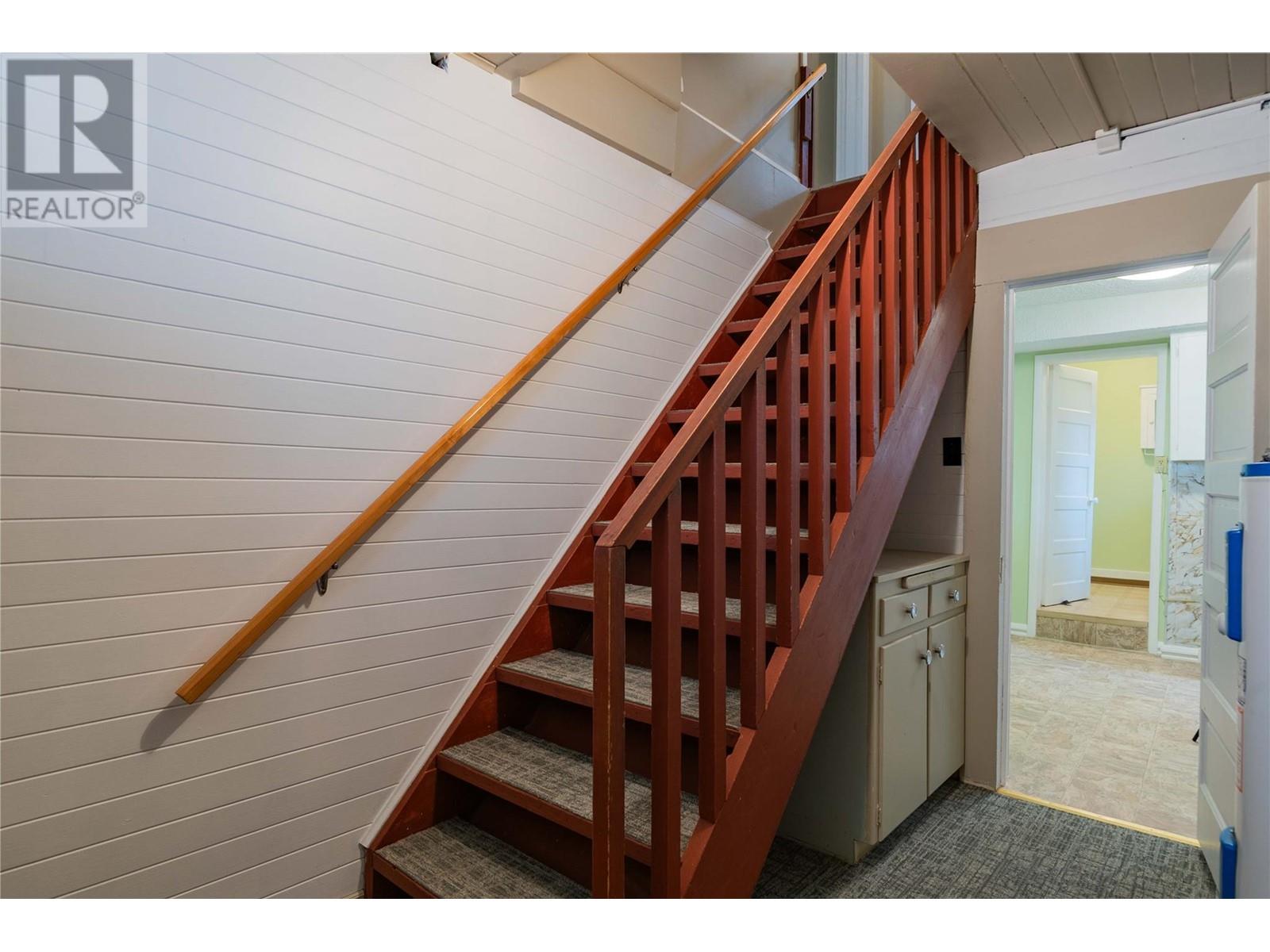 916 Nelson Avenue, Trail, British Columbia  V1R 3H2 - Photo 11 - 10344236