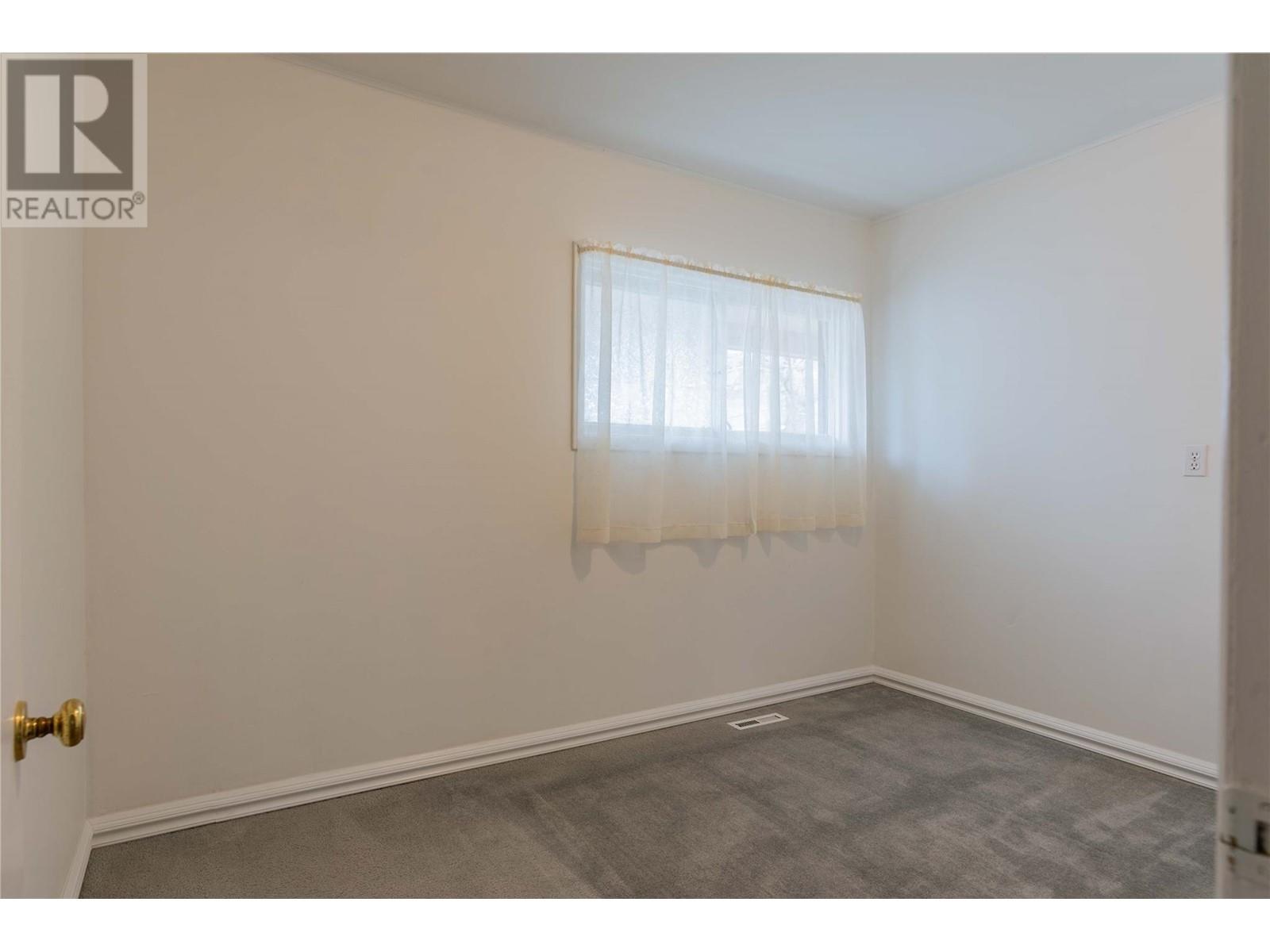 916 Nelson Avenue, Trail, British Columbia  V1R 3H2 - Photo 12 - 10344236