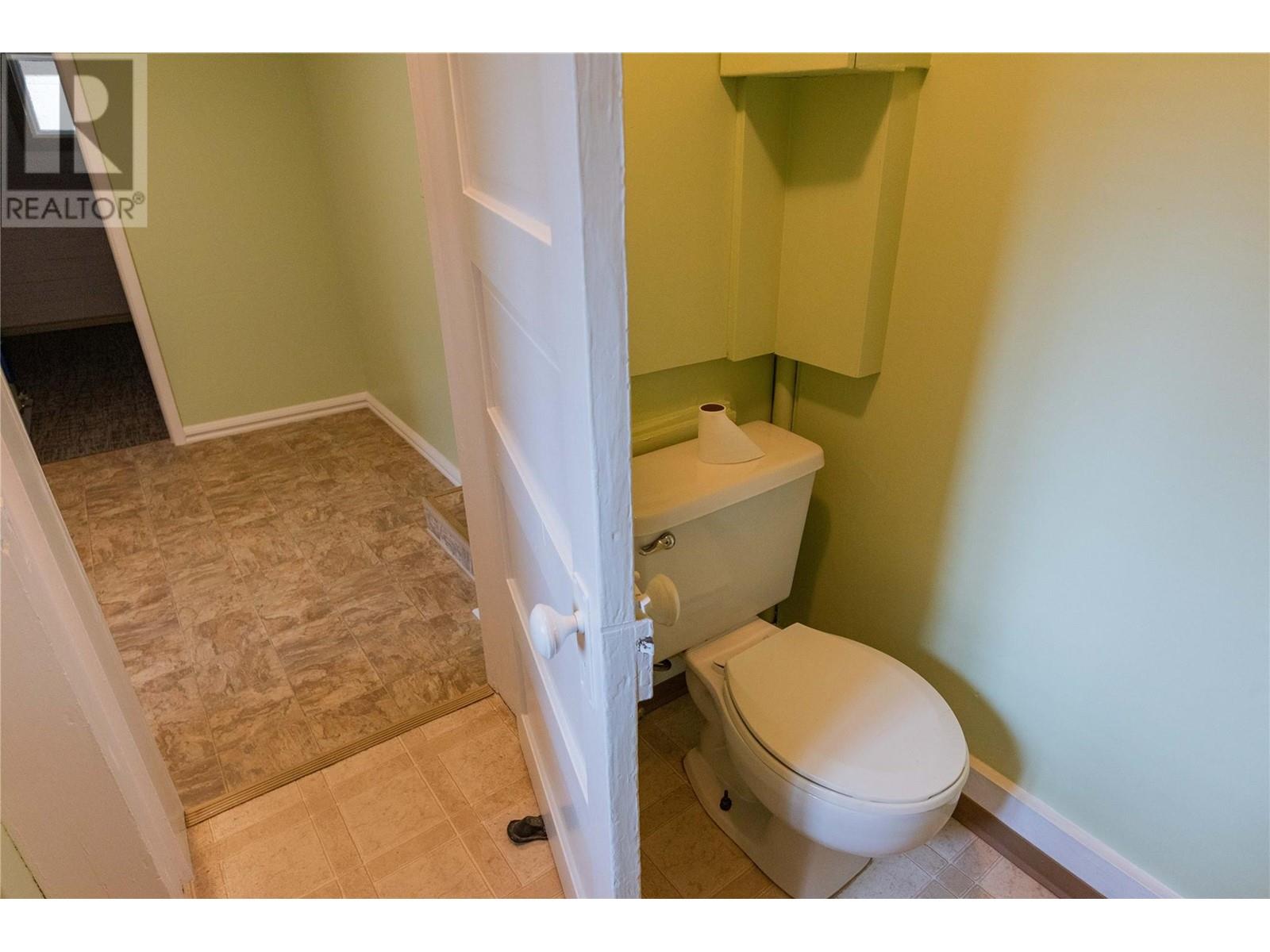916 Nelson Avenue, Trail, British Columbia  V1R 3H2 - Photo 8 - 10344236