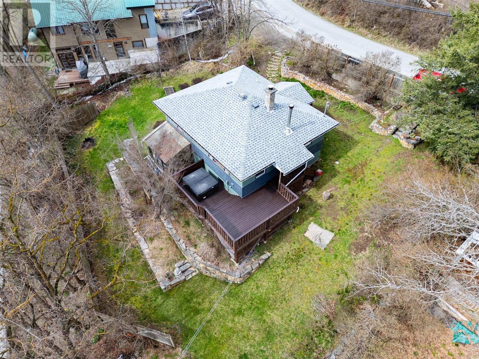 3250 South Slocan Village Road, South Slocan, British Columbia  V0G 2G1 - Photo 3 - 10344224