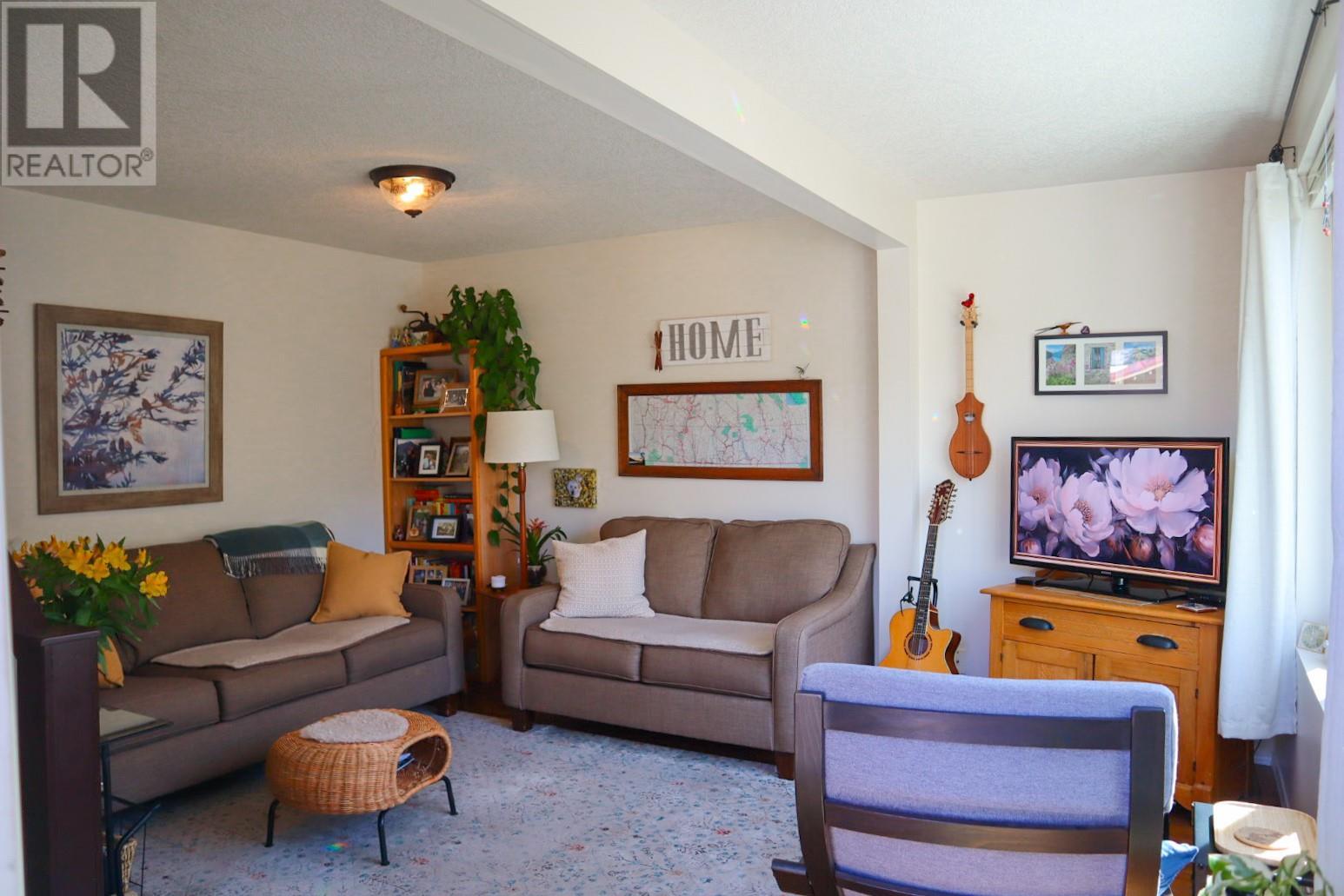 2229 Fifth Avenue, Trail, British Columbia  V1R 3E8 - Photo 25 - 10344238