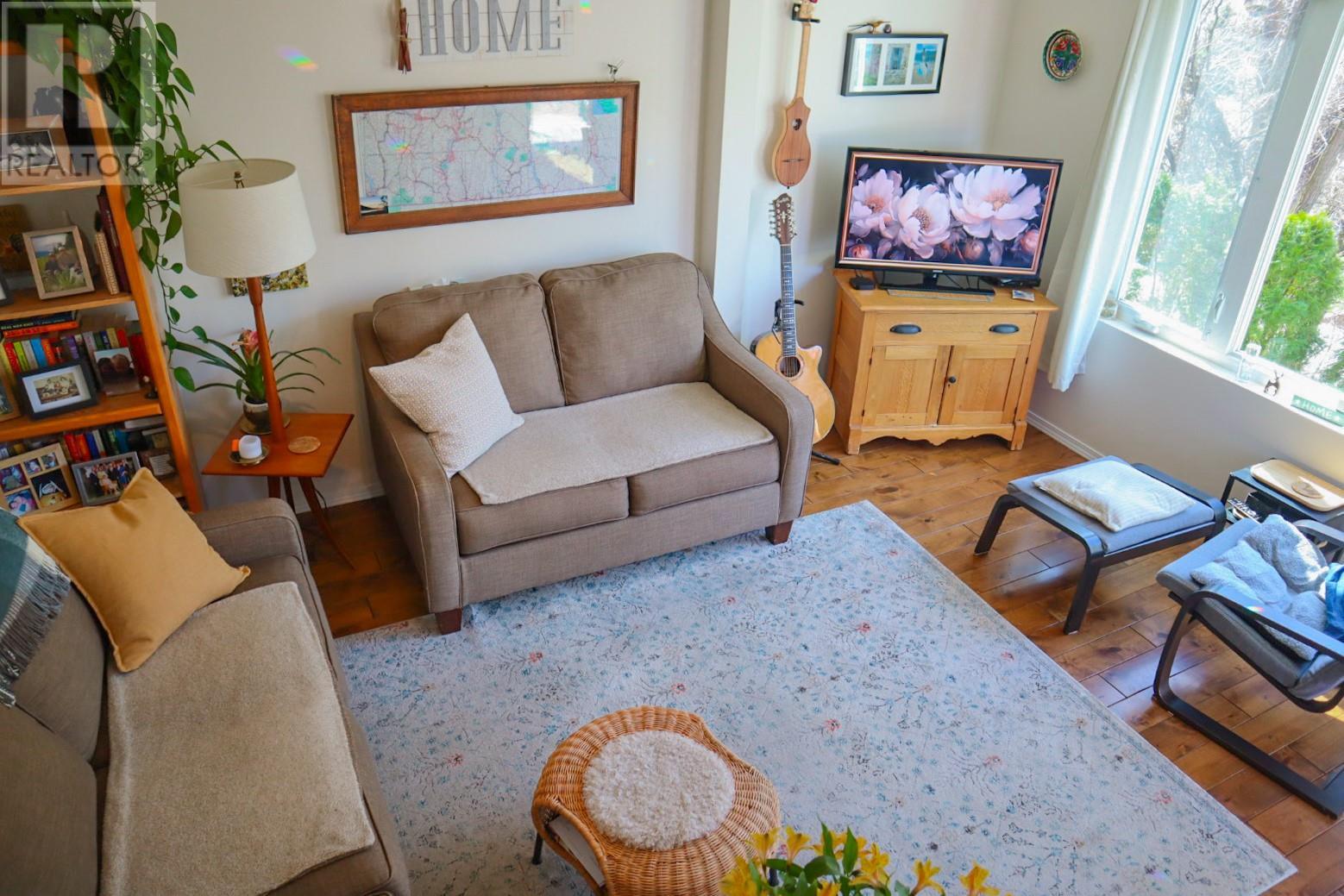 2229 Fifth Avenue, Trail, British Columbia  V1R 3E8 - Photo 30 - 10344238