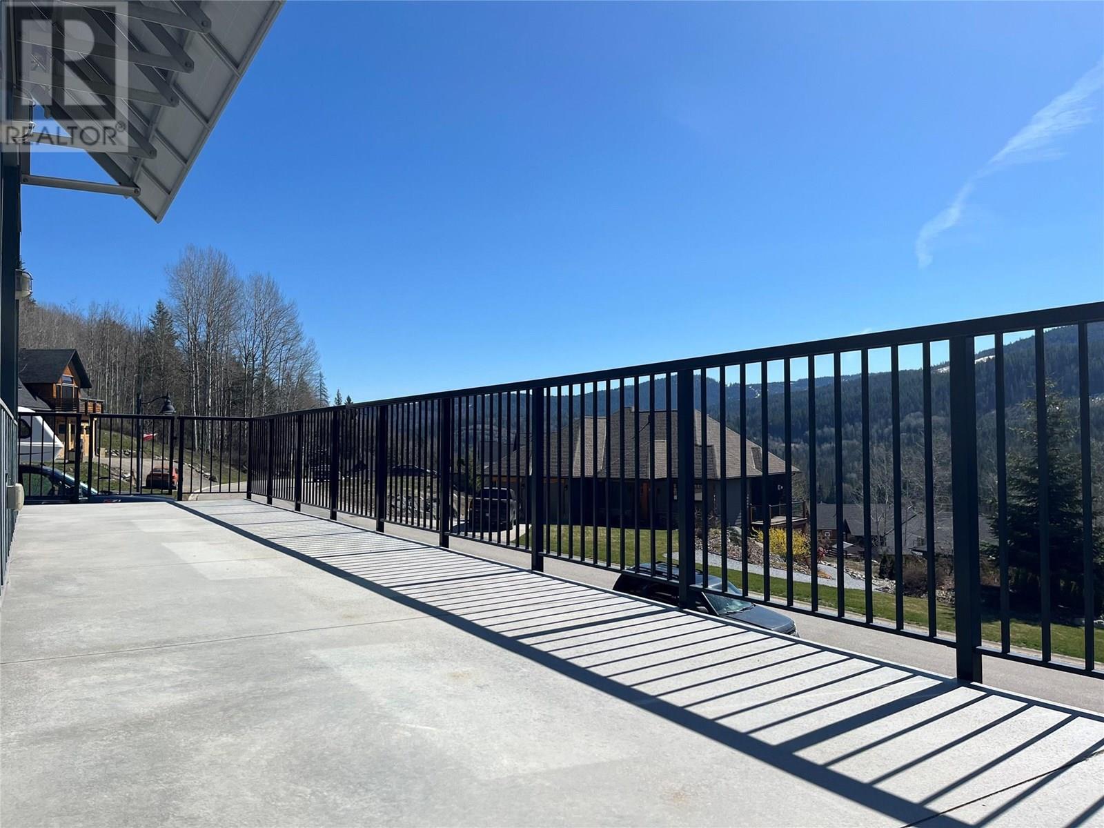 1006 Silvertip Road, Rossland, British Columbia  V0G 1Y0 - Photo 81 - 10343204
