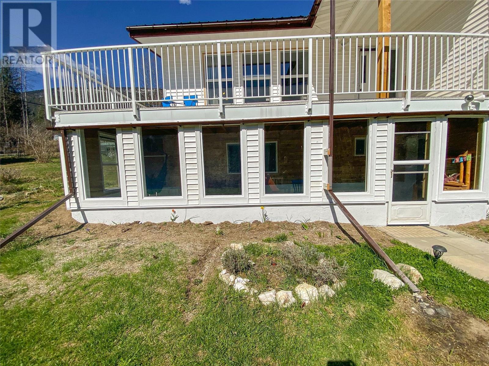 6607 Appledale Lower Road, Appledale, British Columbia  V0G 2J0 - Photo 21 - 10344244