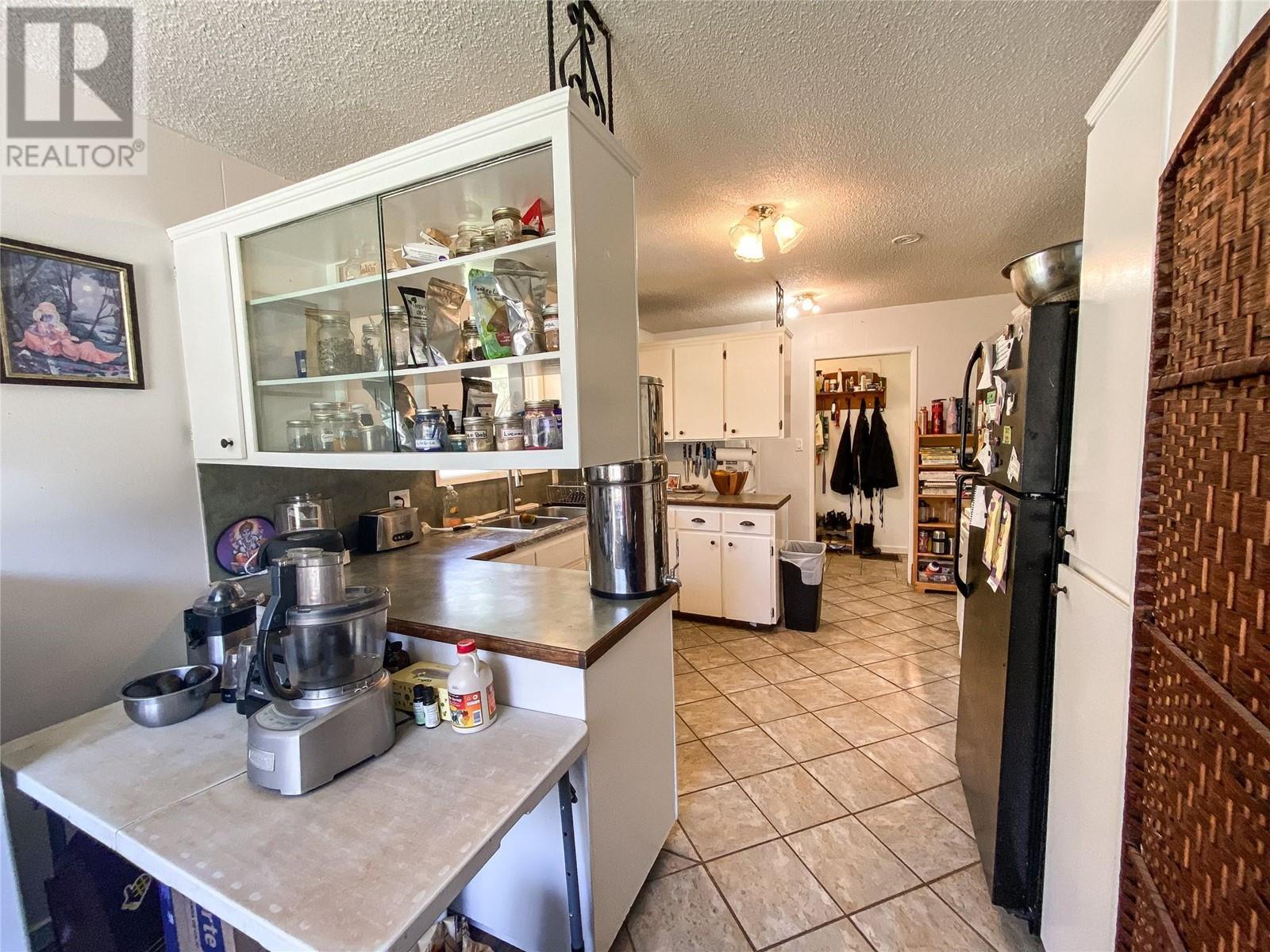 6607 Appledale Lower Road, Appledale, British Columbia  V0G 2J0 - Photo 8 - 10344244