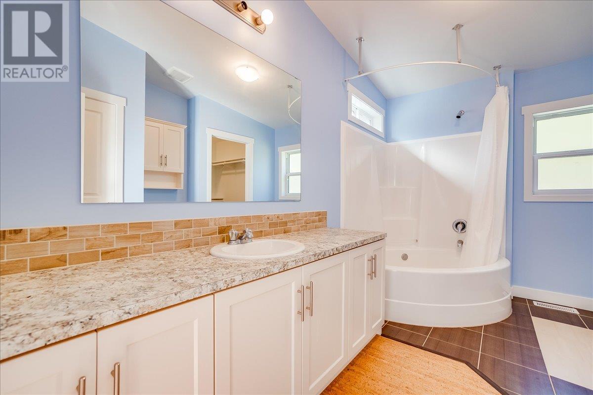 3006 Highway 6 Highway, Slocan Park, British Columbia  V0G 2E0 - Photo 35 - 10344520