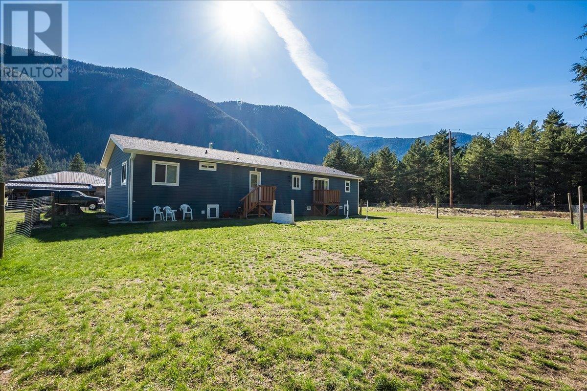 3006 Highway 6 Highway, Slocan Park, British Columbia  V0G 2E0 - Photo 57 - 10344520