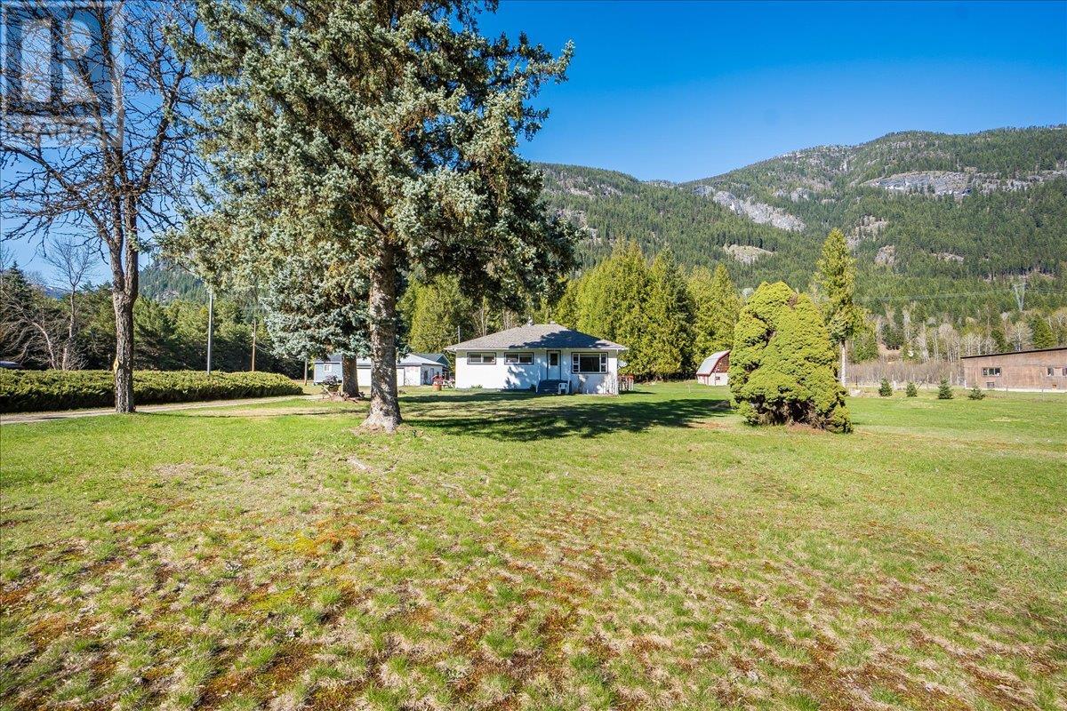 3006 Highway 6 Highway, Slocan Park, British Columbia  V0G 2E0 - Photo 59 - 10344520