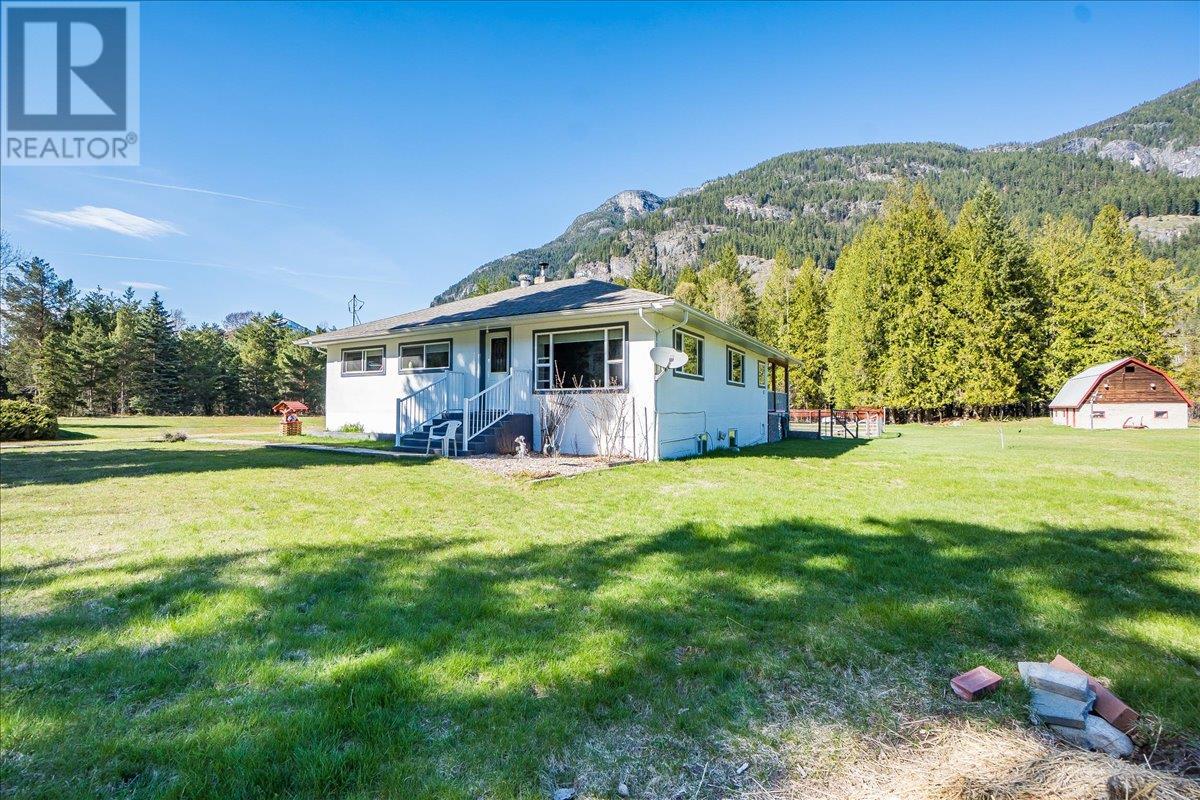 3006 Highway 6 Highway, Slocan Park, British Columbia  V0G 2E0 - Photo 60 - 10344520