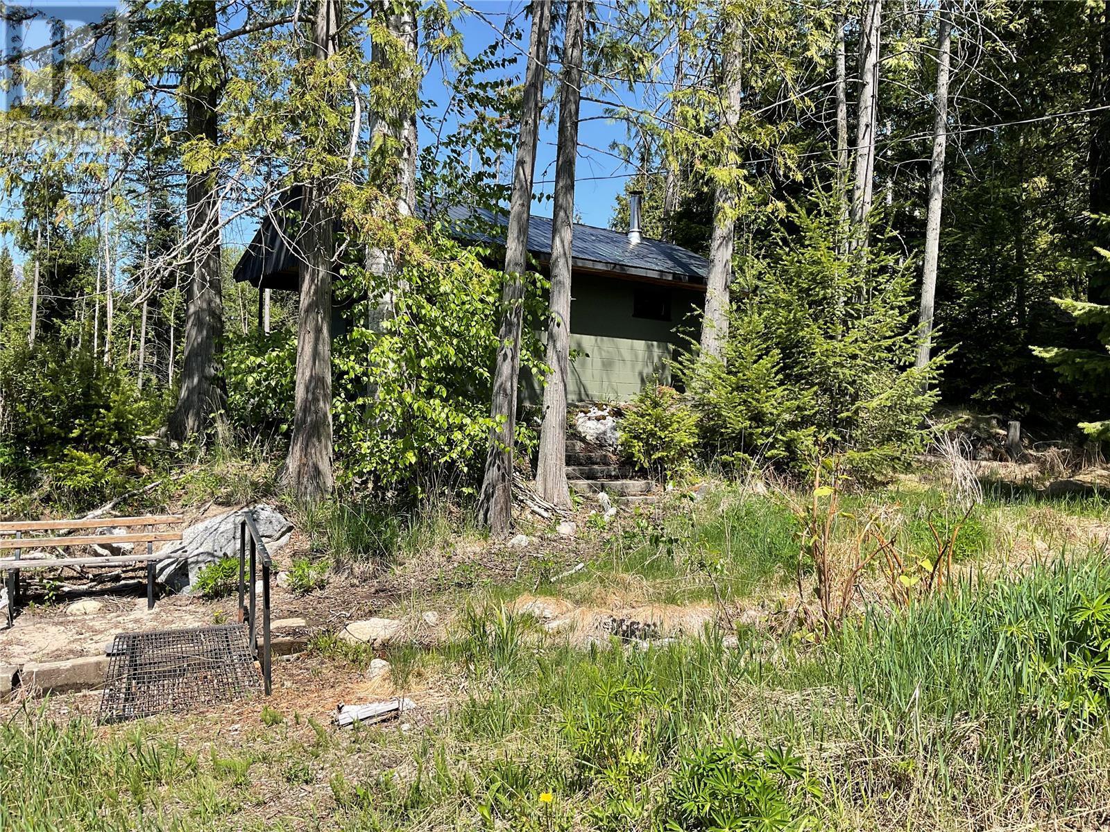 5384 Highway 6, Burton, British Columbia  V0G 1E0 - Photo 10 - 10343731