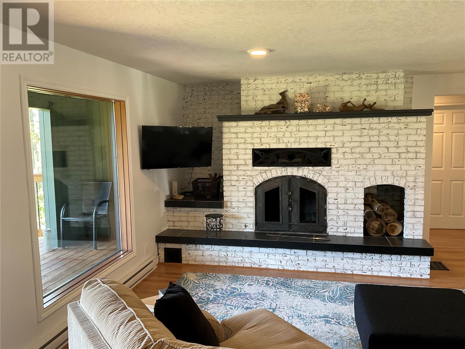 5384 Highway 6, Burton, British Columbia  V0G 1E0 - Photo 17 - 10343731