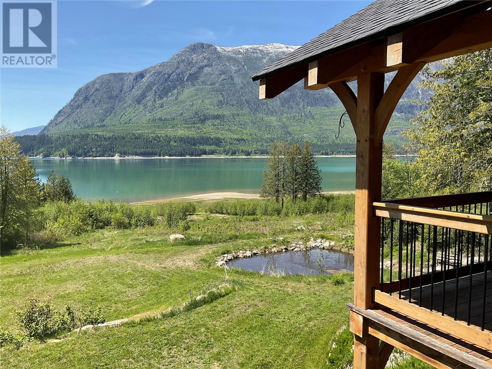 5384 Highway 6, Burton, British Columbia  V0G 1E0 - Photo 2 - 10343731