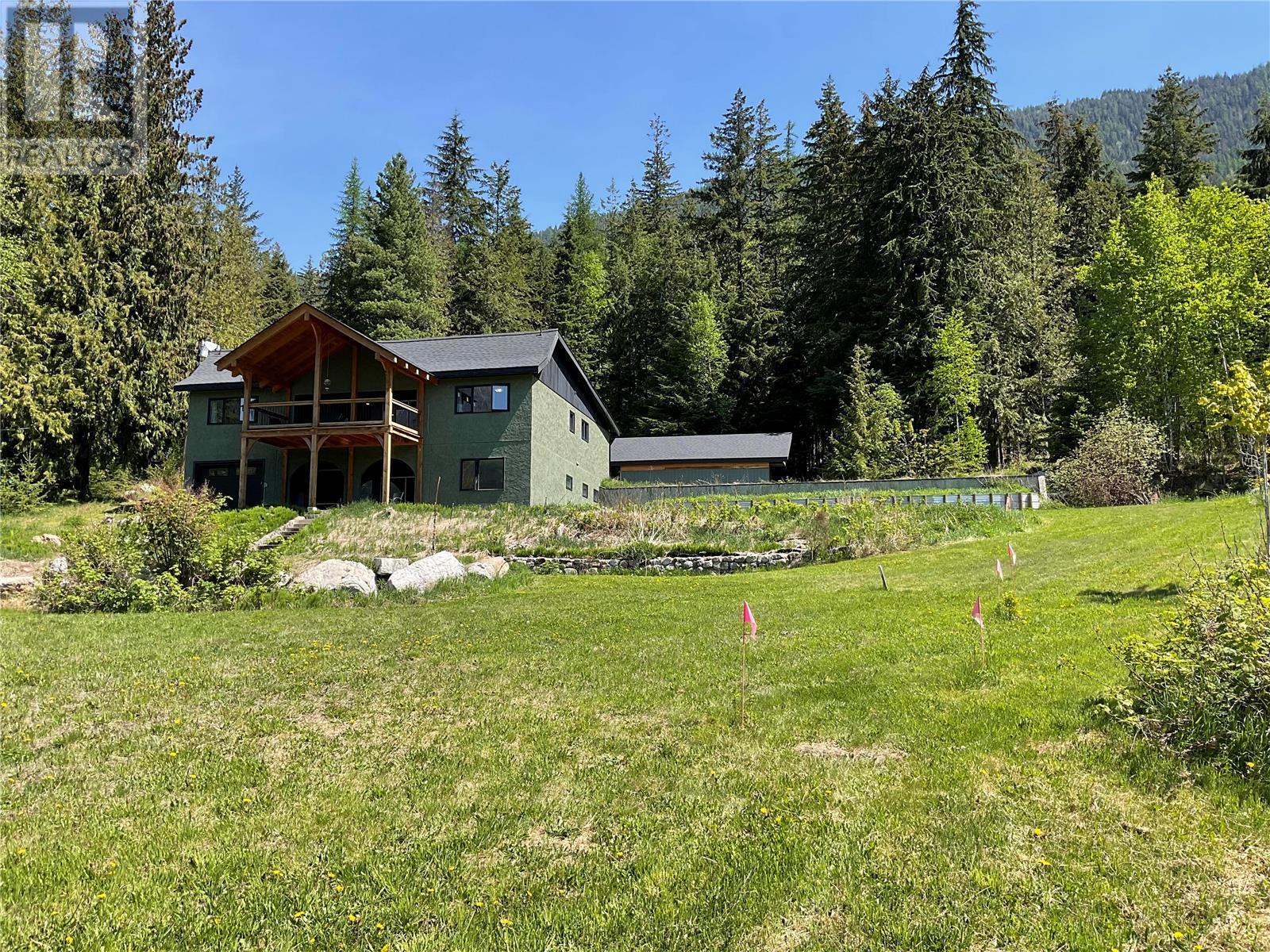 5384 Highway 6, Burton, British Columbia  V0G 1E0 - Photo 9 - 10343731