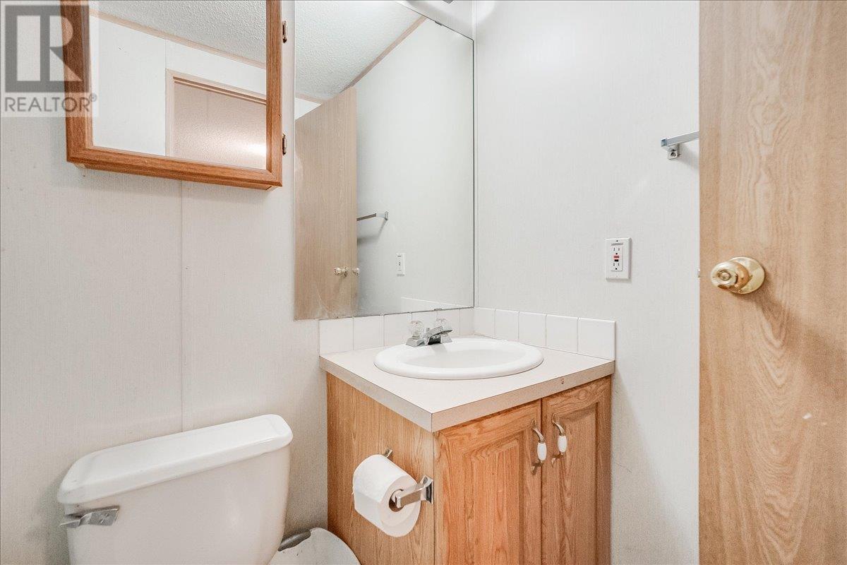 8751 Highway 6, Salmo, British Columbia  V0G 1Z0 - Photo 13 - 10344237