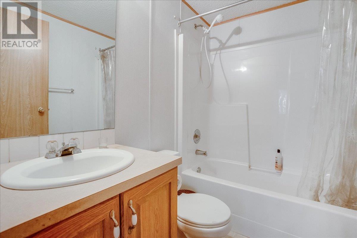 8751 Highway 6, Salmo, British Columbia  V0G 1Z0 - Photo 14 - 10344237
