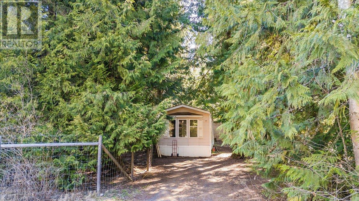 8751 Highway 6, Salmo, British Columbia  V0G 1Z0 - Photo 51 - 10344237