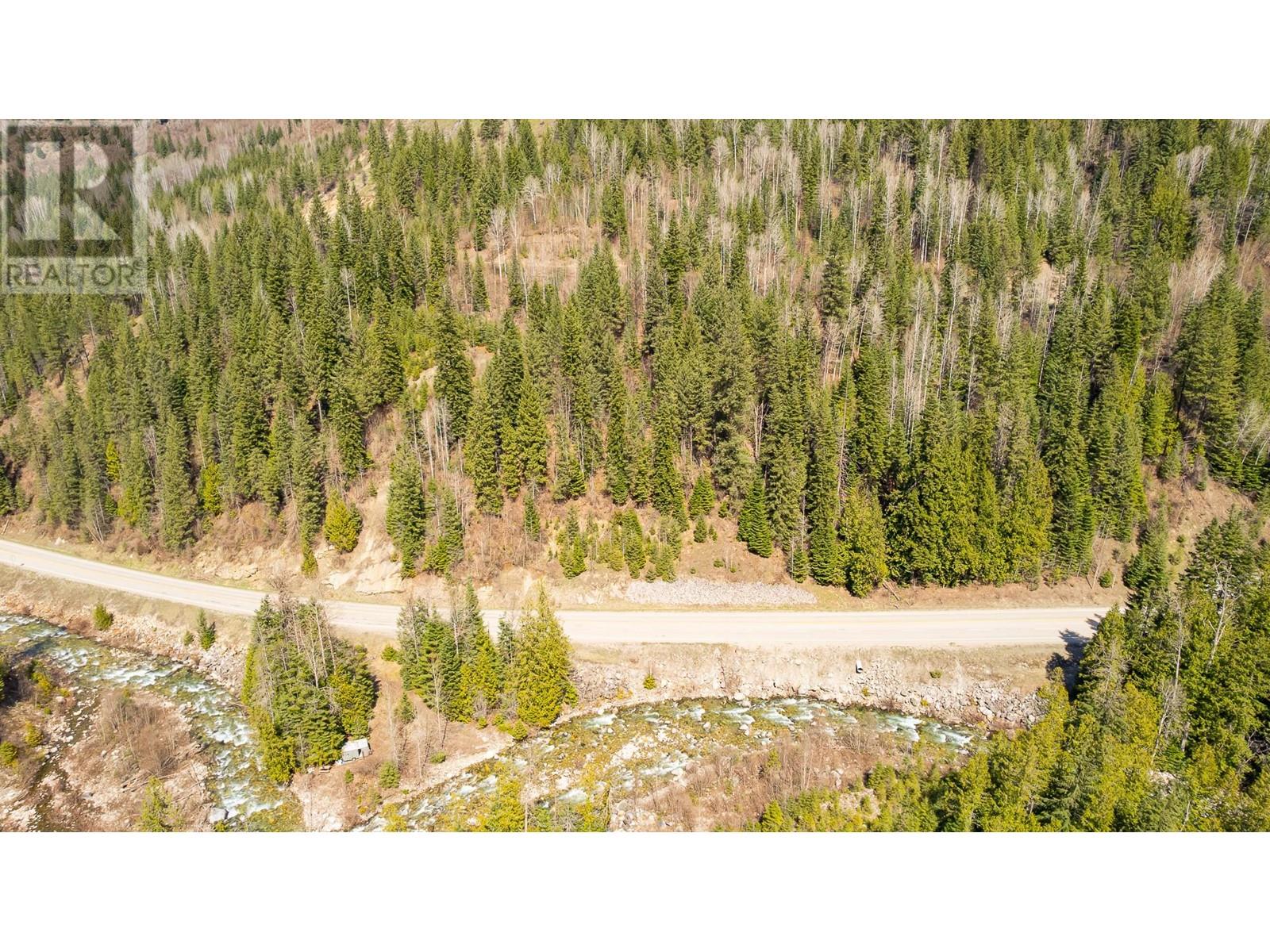 Dl 10612 3 Highway, Salmo, British Columbia  V0G 1Z0 - Photo 13 - 10344635