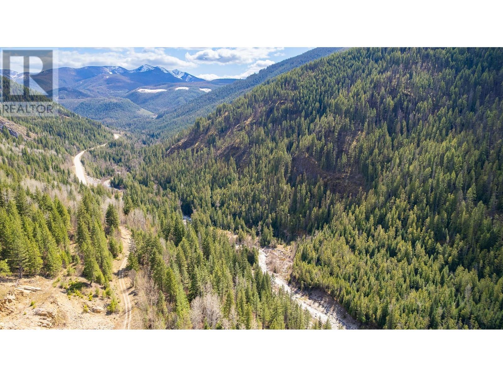 Dl 10612 3 Highway, Salmo, British Columbia  V0G 1Z0 - Photo 16 - 10344635