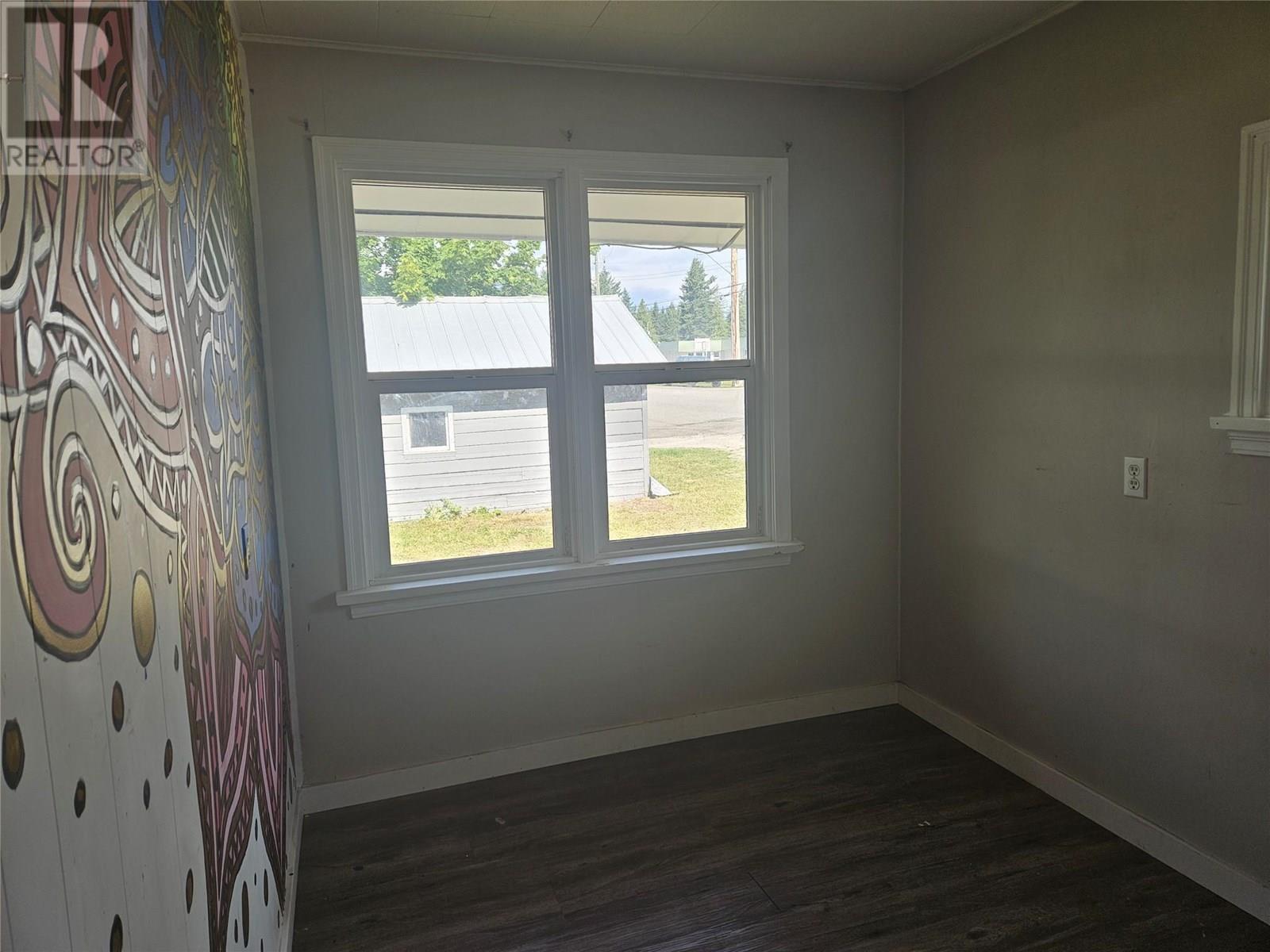 316 6th Avenue, Nakusp, British Columbia  V0G 1R0 - Photo 13 - 10344701