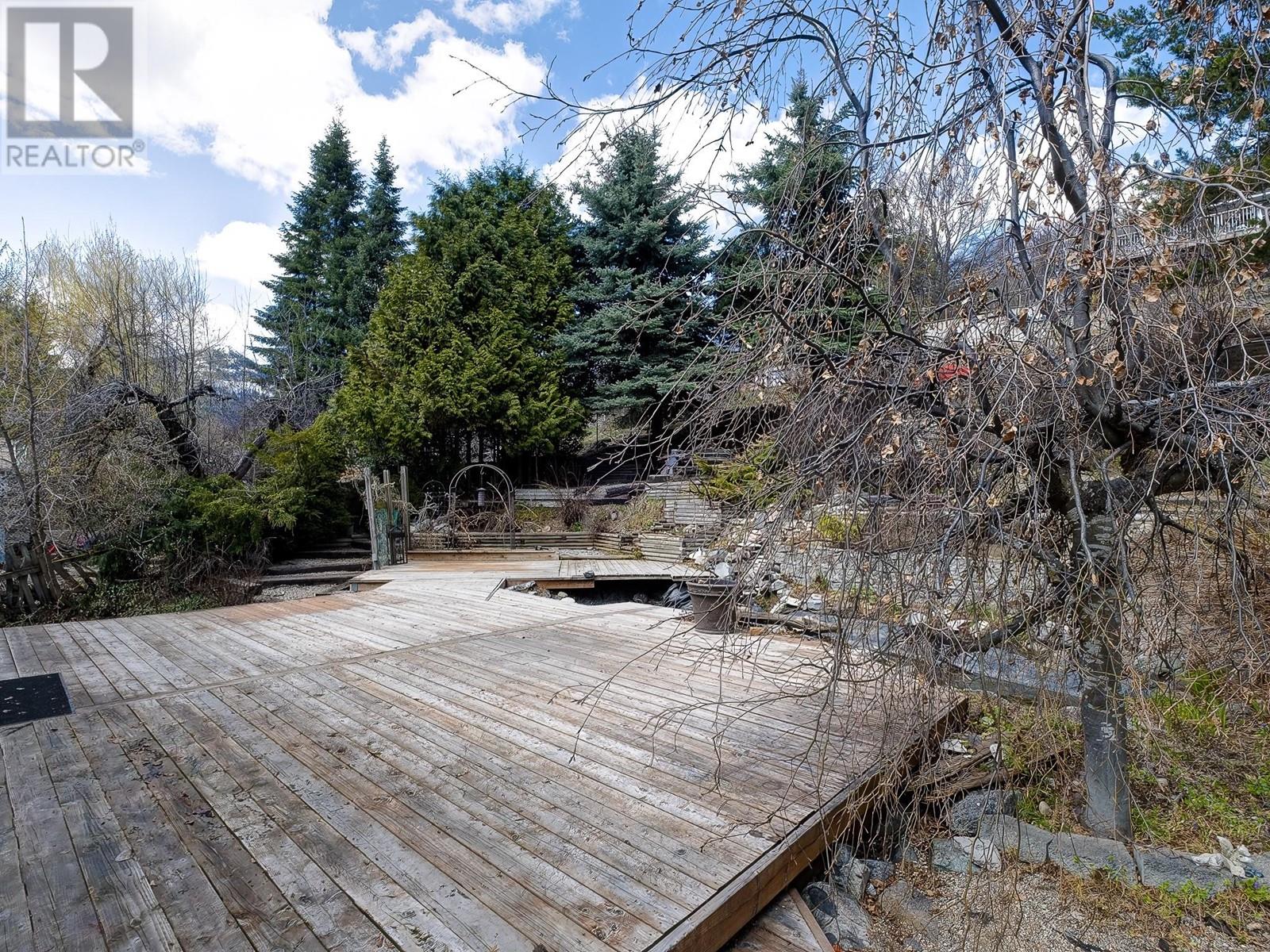2170 Thompson Avenue, Rossland, British Columbia  V0G 1Y0 - Photo 39 - 10344212