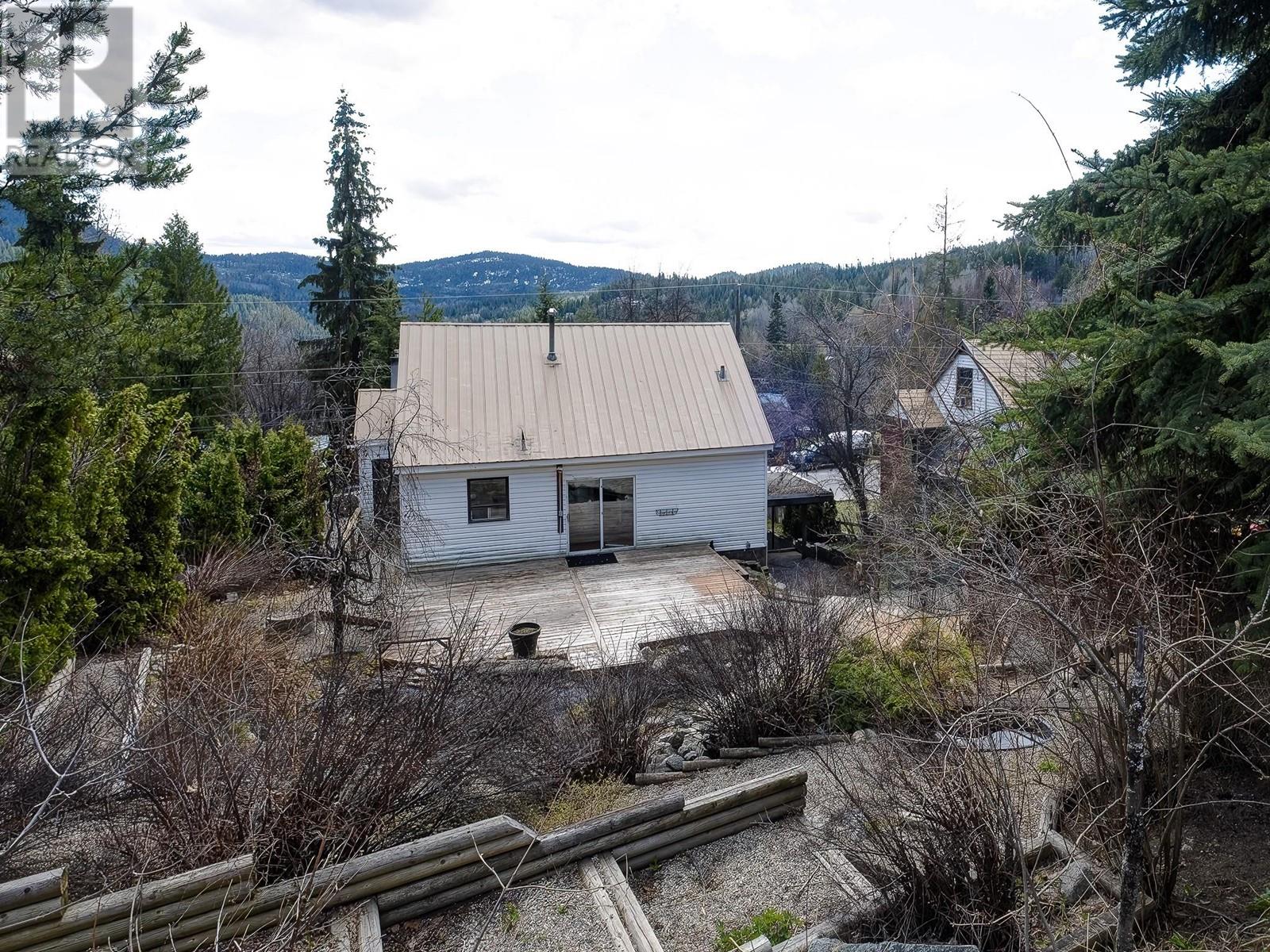 2170 Thompson Avenue, Rossland, British Columbia  V0G 1Y0 - Photo 43 - 10344212