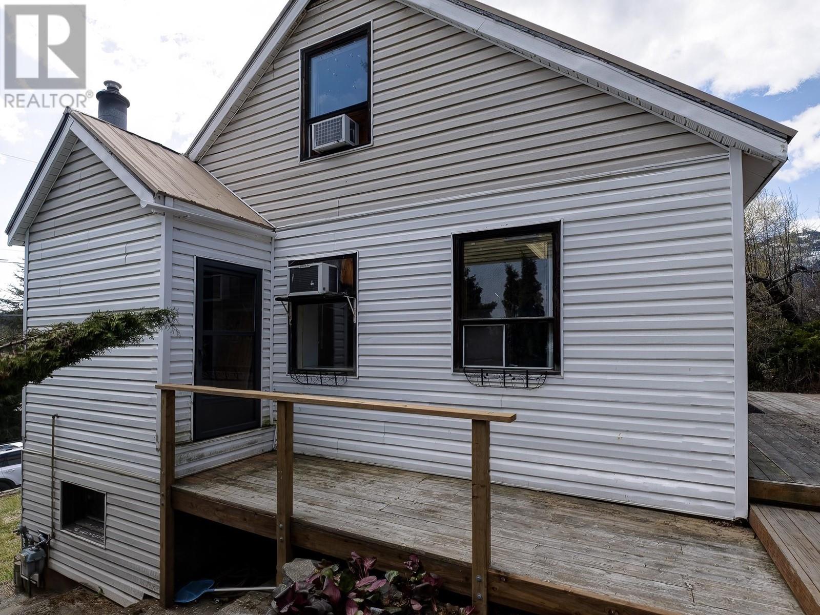 2170 Thompson Avenue, Rossland, British Columbia  V0G 1Y0 - Photo 46 - 10344212