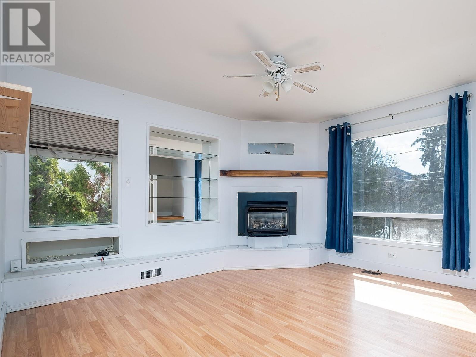 2170 Thompson Avenue, Rossland, British Columbia  V0G 1Y0 - Photo 5 - 10344212