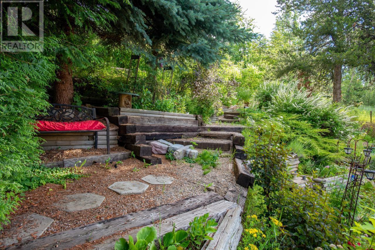 2170 Thompson Avenue, Rossland, British Columbia  V0G 1Y0 - Photo 64 - 10344212