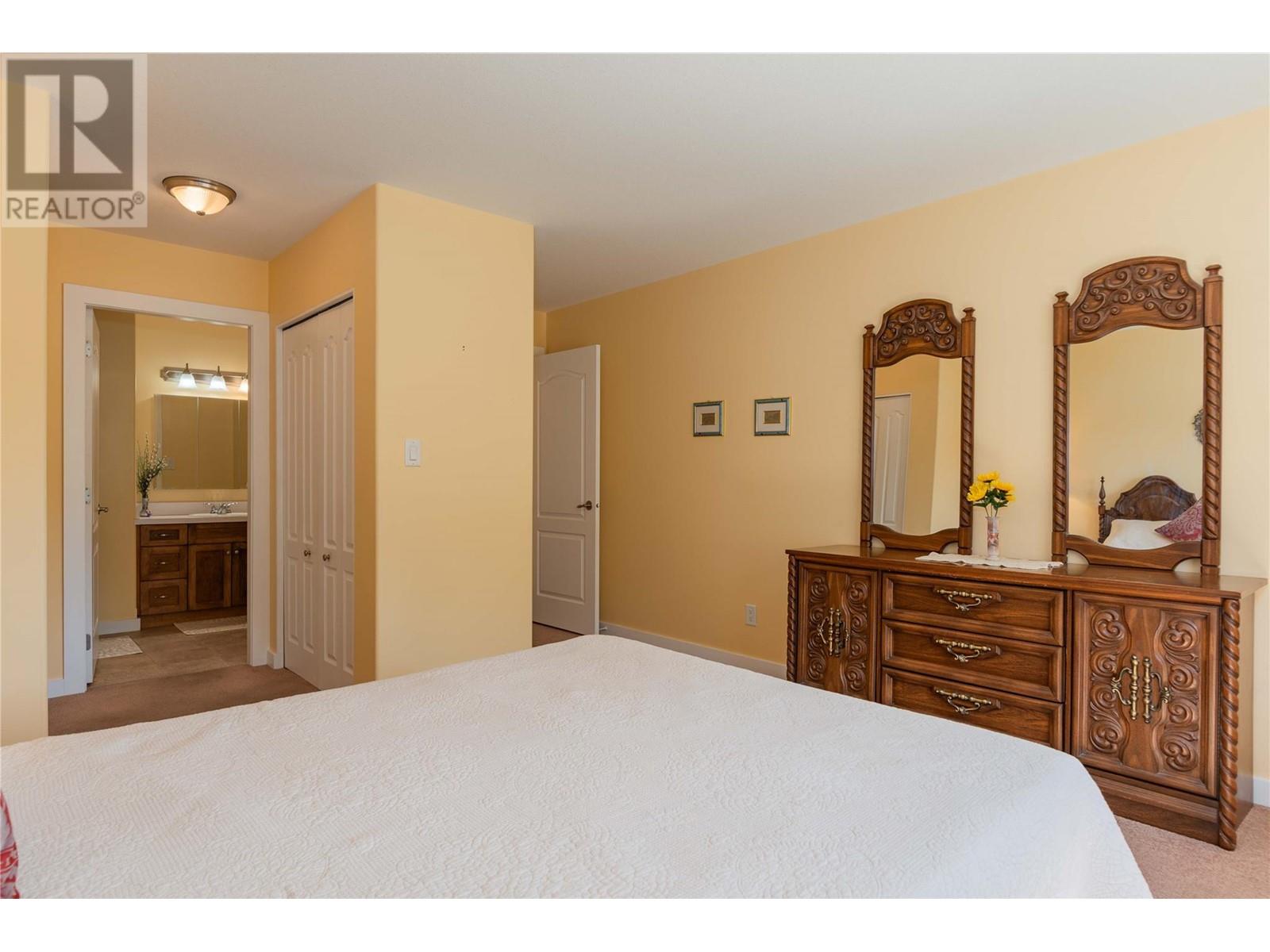 1214 Heather Place, Trail, British Columbia  V1R 4Y2 - Photo 11 - 10344264