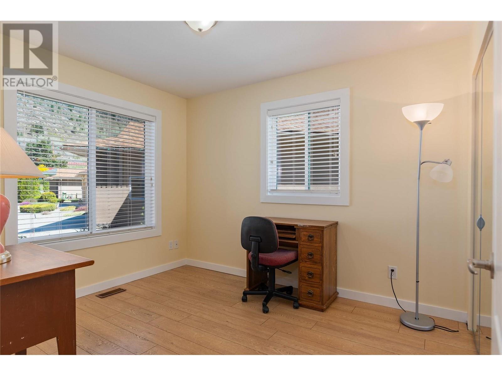 1214 Heather Place, Trail, British Columbia  V1R 4Y2 - Photo 17 - 10344264