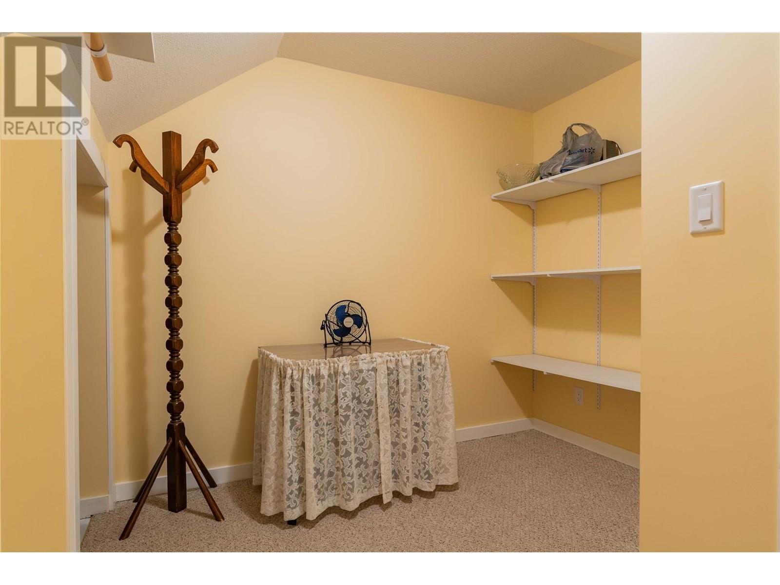 1214 Heather Place, Trail, British Columbia  V1R 4Y2 - Photo 32 - 10344264