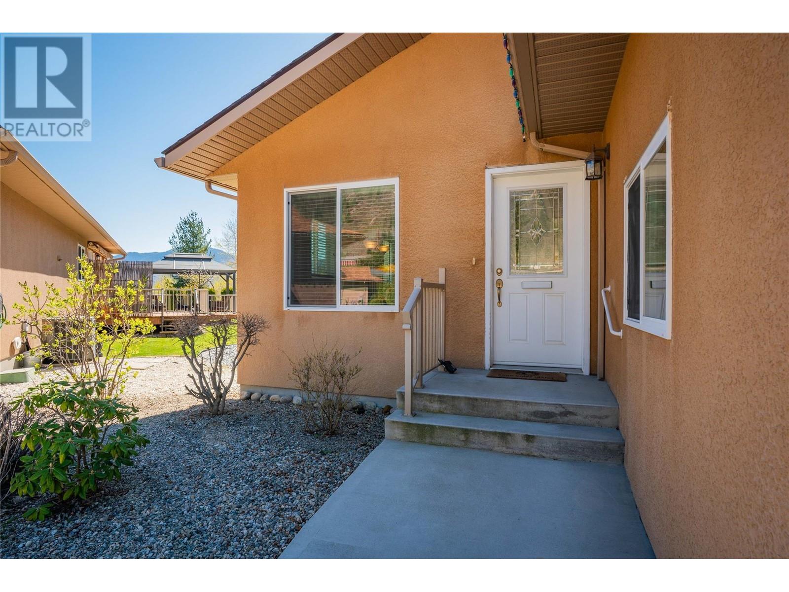 1214 Heather Place, Trail, British Columbia  V1R 4Y2 - Photo 36 - 10344264