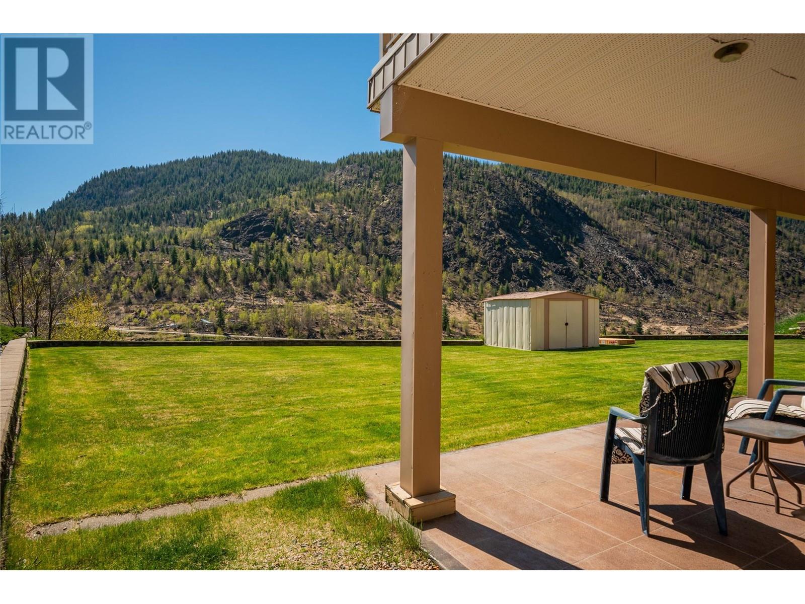 1214 Heather Place, Trail, British Columbia  V1R 4Y2 - Photo 38 - 10344264
