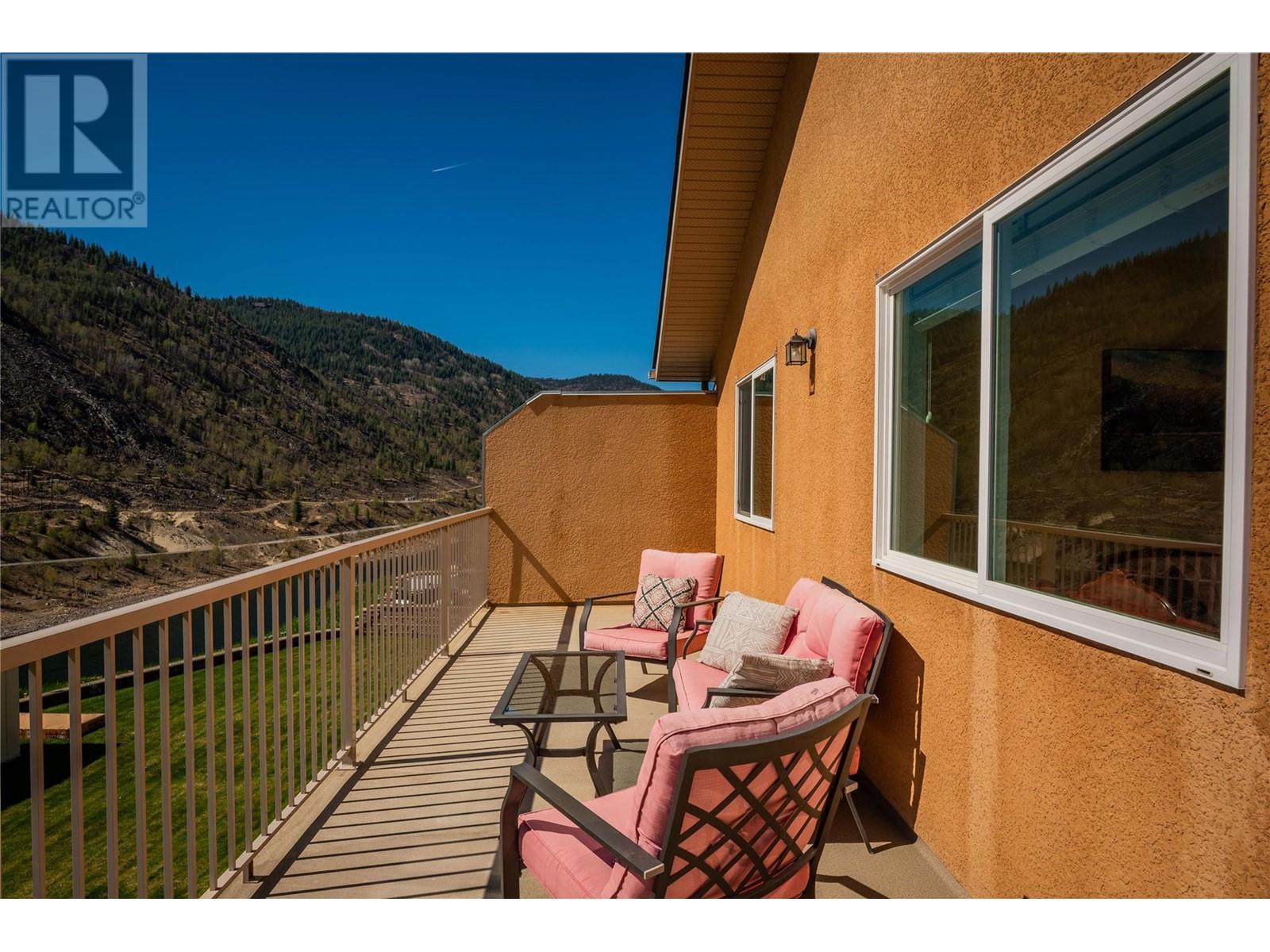 1214 Heather Place, Trail, British Columbia  V1R 4Y2 - Photo 50 - 10344264