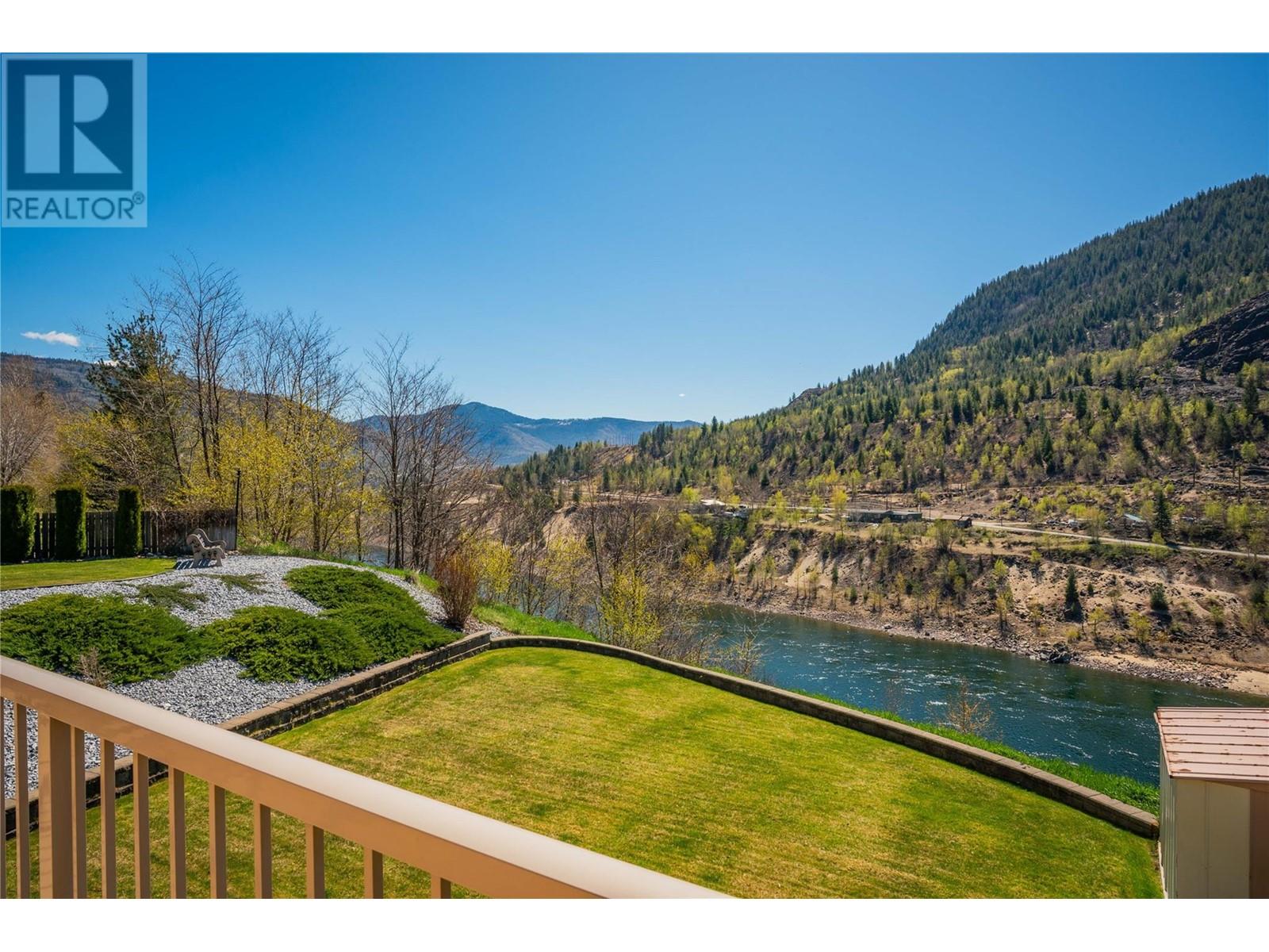 1214 Heather Place, Trail, British Columbia  V1R 4Y2 - Photo 51 - 10344264