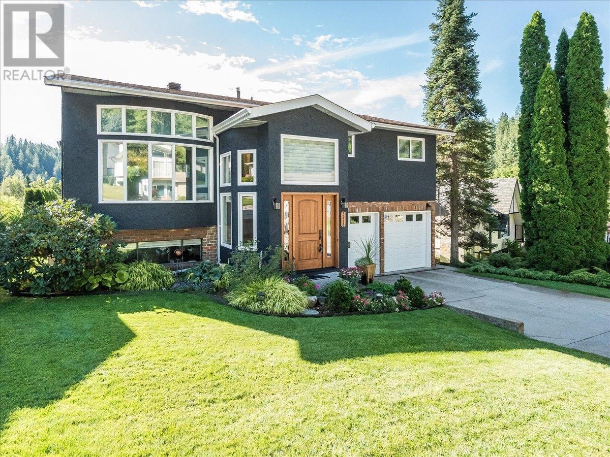 2310 Mcbride Street, Trail, British Columbia  V1R 4N8 - Photo 2 - 10344778