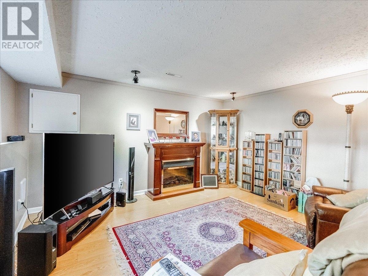 2310 Mcbride Street, Trail, British Columbia  V1R 4N8 - Photo 49 - 10344778