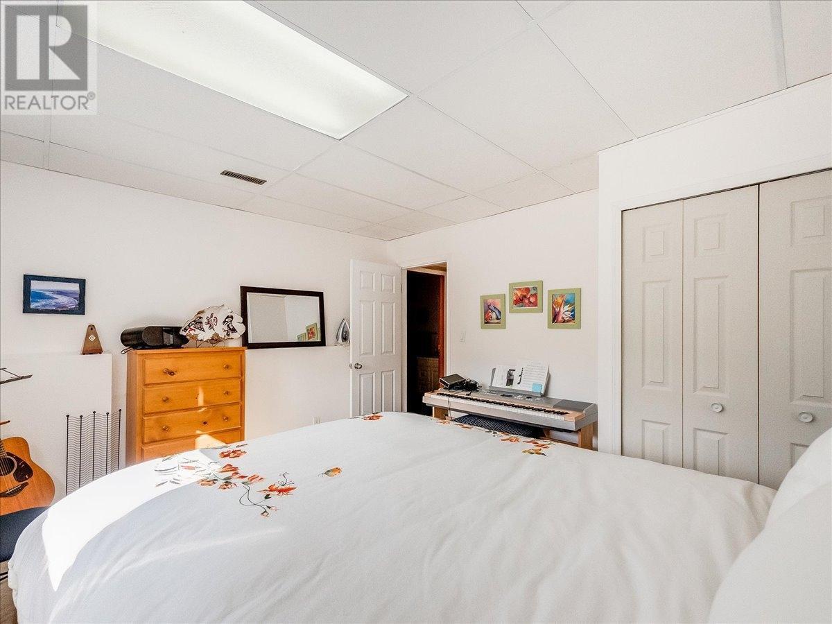 2310 Mcbride Street, Trail, British Columbia  V1R 4N8 - Photo 50 - 10344778