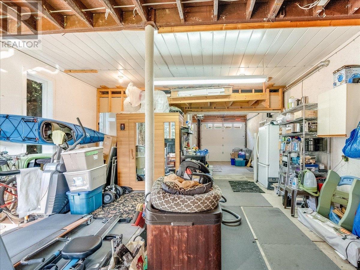 2310 Mcbride Street, Trail, British Columbia  V1R 4N8 - Photo 61 - 10344778